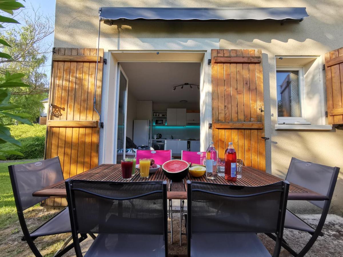 Au 11 T3 Duplex, Village Vacances, Piscines, Parking Saint-Geniez-d'Olt Exterior photo